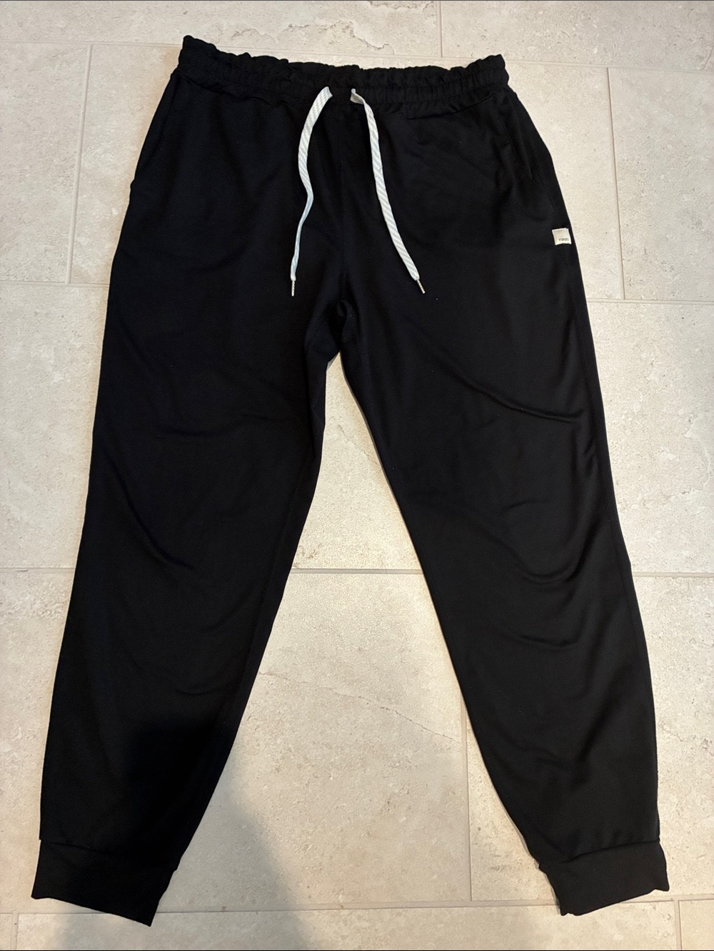 Vuori Black Joggers with White Drawstring Women’s Medium